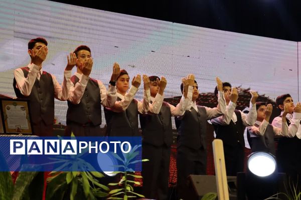 تجلیل از معلمان نمونه مازندران