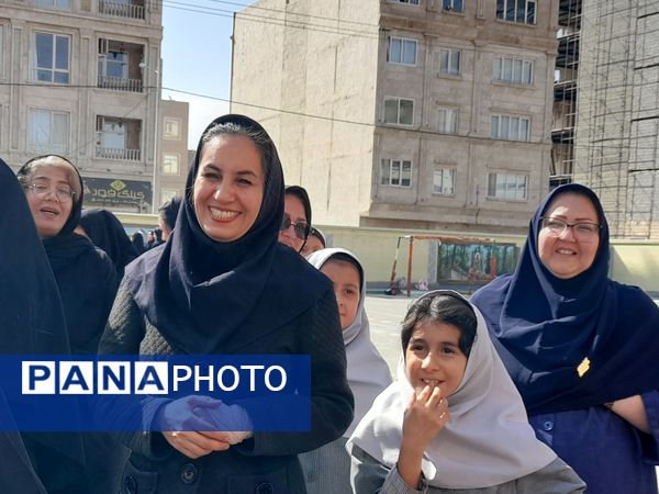 مسابقات خانوادگی در مدرسه پورشهریاری