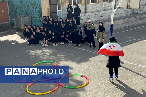 از حرکات رزمی دانش‌آموزان تا طناب‌کشی معلمان، المپیاد ورزشی مدرسه حکمت بهارستان‌دو