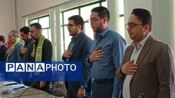 نشست مسئولان سازمان دانش‌آموزی و معاونان پرورشی در سازمان دانش‌آموزی استان چهارمحال وبختیاری