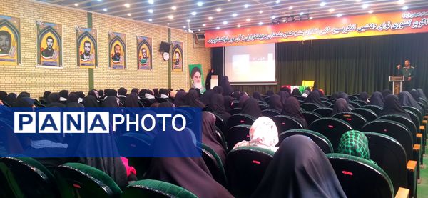  دوره توانمندسازی شورای پایگاه‌های بسیج در ملایر 
