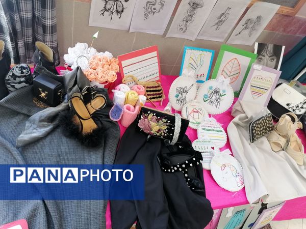 نمایشگاه کارآفرینی هنرستان عصمتیه نوخندان