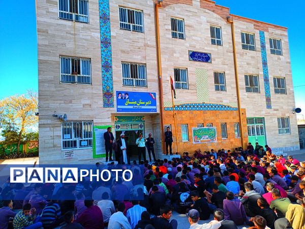 حضور رییس پلیس فتا شهرستان کاشمر در دبیرستان میثاق