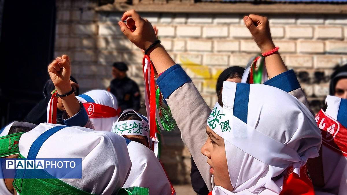 فریاد استکبارستیزی دانش‌آموزان نظرآبادی در روز ۱۳ آبان