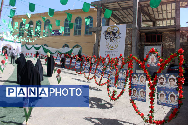 جلوه‌هایی از همدلی گروه‌های مردمی در برپایی یادواره شهدای روستای فردو