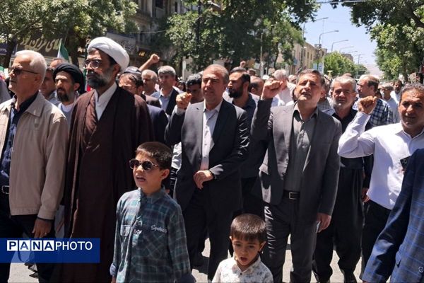 حماسه باشکوه ملت بزرگ ایران در راهپیمایی جمعه خشم و نصر 