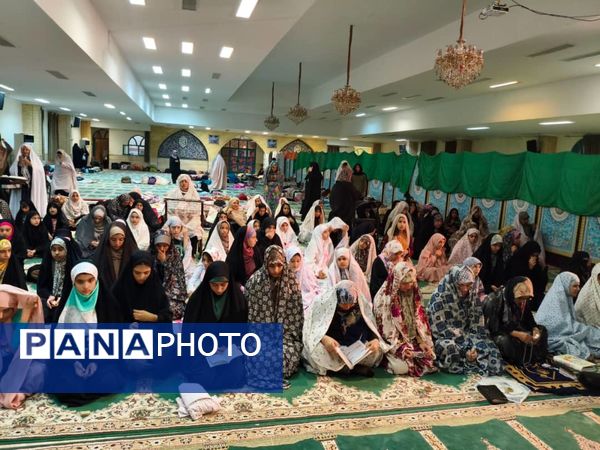 لحظات ناب اعتکاف دانش‌آموزی دختران در جاسک