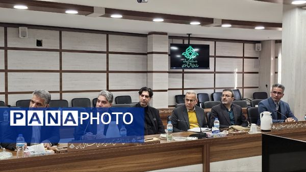 جلسه توسعه فعالیت‌های تربیتی و فرهنگی در گلستان