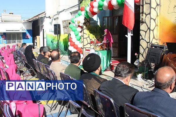 جشن بزرگ‌ بازگشایی مدارس در مدرسه پروین اعتصامی رودهن 