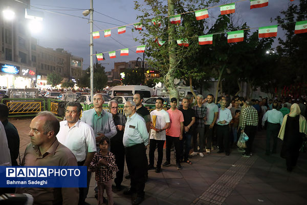 انتخابات چهاردهمین دوره ریاست جمهوری در مسجدالنبی میدان نبوت