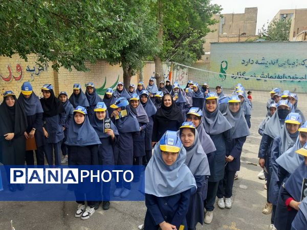 برگزاری طرح ملی داناب در آموزشگاه بنت الهدی یک شهرستان قدس با حضور  مسئولین آموزش و پرورش