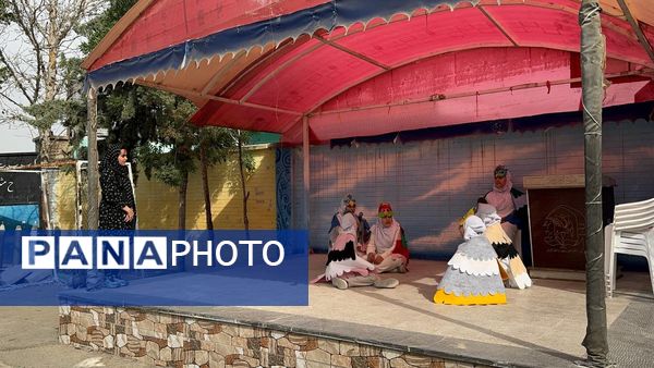 شکوفه های لبخند در آموزشگاه شاهد فرهنگ پیشوا؛ جشن روز دختر با رنگ شادی و هدیه