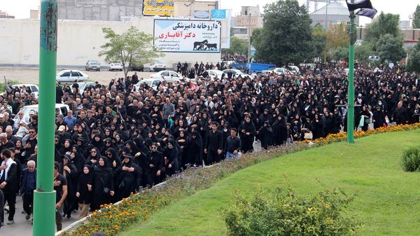 پیاده روی جاماندگان اربعین حسینی در اردبیل (2)