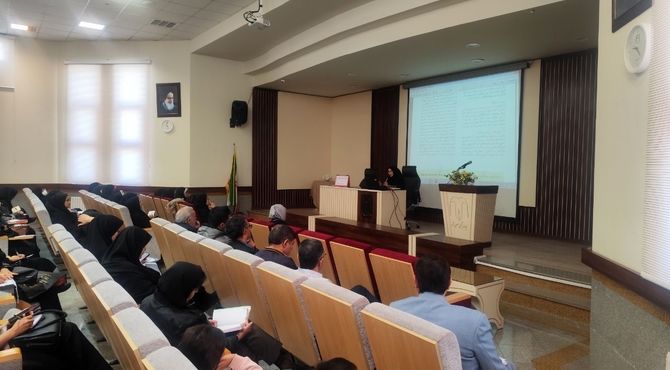 نشست توانمندسازی رابطین پژوهش ناحیه ۶ مشهد