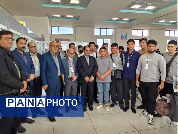 روایت تصویری سفر معنوی دانش‌آموزان عازم حج عمره