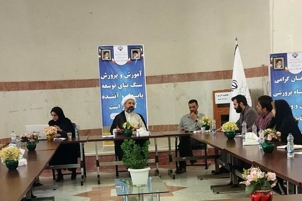 برگزاری نشست کارشناسان و ماموران سازمان دانش‌آموزی استان البرز 