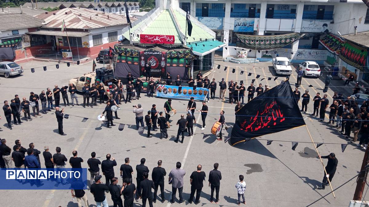 مراسم سوگواری امام حسین(ع) توسط کارکنان صنعت نفت محمودآباد