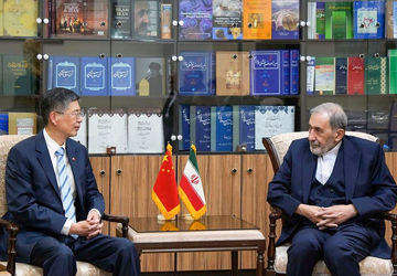 ولایتی: ایران، چین و روسیه نقش مؤثری در شکلدهی به نظم جدید جهانی ایفا میکنند