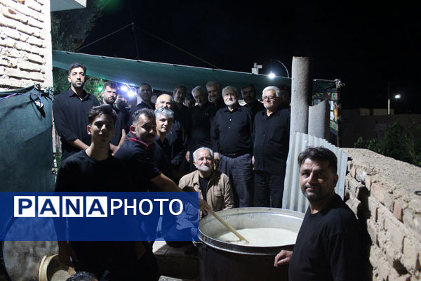آیین حلیم پزان در شهر درق