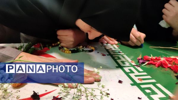 شمع وجود شهید گمنام، محفل منتظران را نورانی کرد