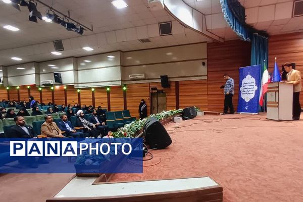 مراسم اختتامیه انجمن‌های اسلامی و معارفه مسئول جدید انجمن در ناحیه دو شهرری 