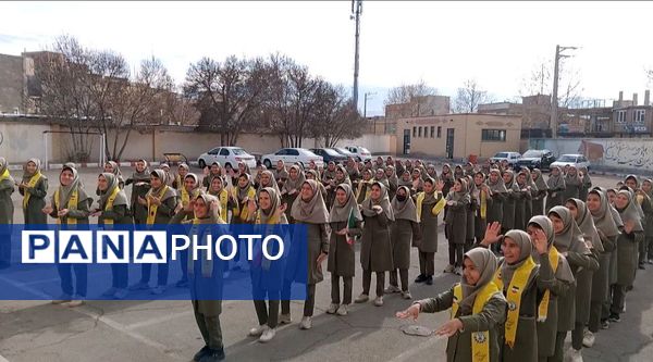 بازدید مسئولان سازمان دانش‌آموزی آذربایجان شرقی از مدارس تمام تشکیلاتی اهر