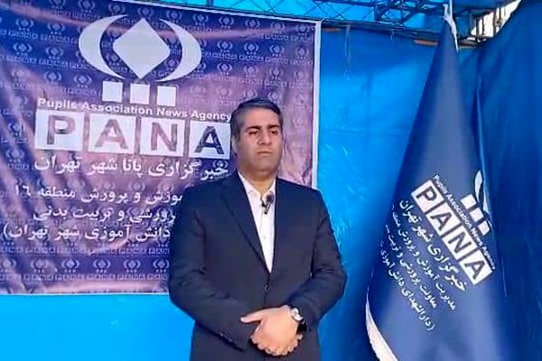 کنگره شهدا عامل شکل‌گیری هویت انقلابی و اسلامی و تلفیق هنر و حماسه است