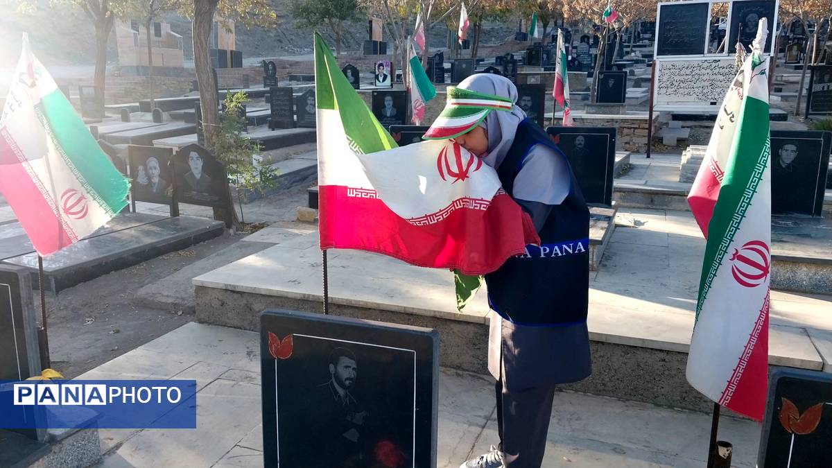 شکوه حضور دانش‌آموزان شهید مطهری در راهپیمایی ۱۳ آبان