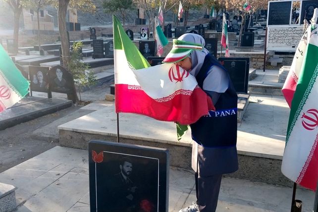 شکوه حضور دانش‌آموزان شهید مطهری در راهپیمایی ۱۳ آبان