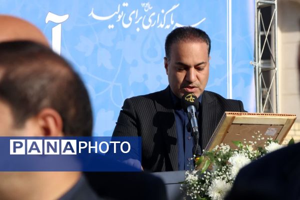 افتتاح طرح‌های آموزشی و عمرانی در یزد با حضور وزیر آموزش و پرورش 