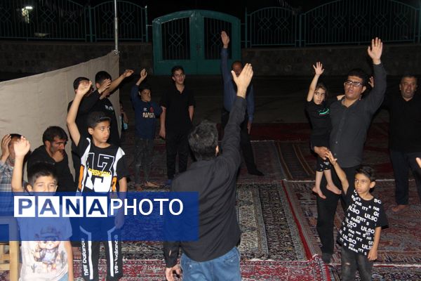 مراسم عزاداری شب هفتم محرم در مسجد امام هادی(ع) شهرکرد
