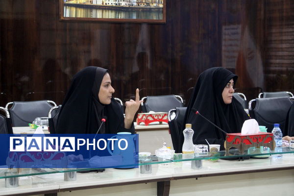 نشست ستاد استانی انتخابات دوازدهمین دوره مجلس دانش‌آموزی استان بوشهر