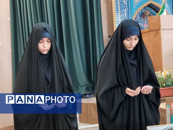 جشن ولادت امام حسن عسکری(ع) در دبیرستان شاهد شهید کلانتری ناحیه 1 کرج 