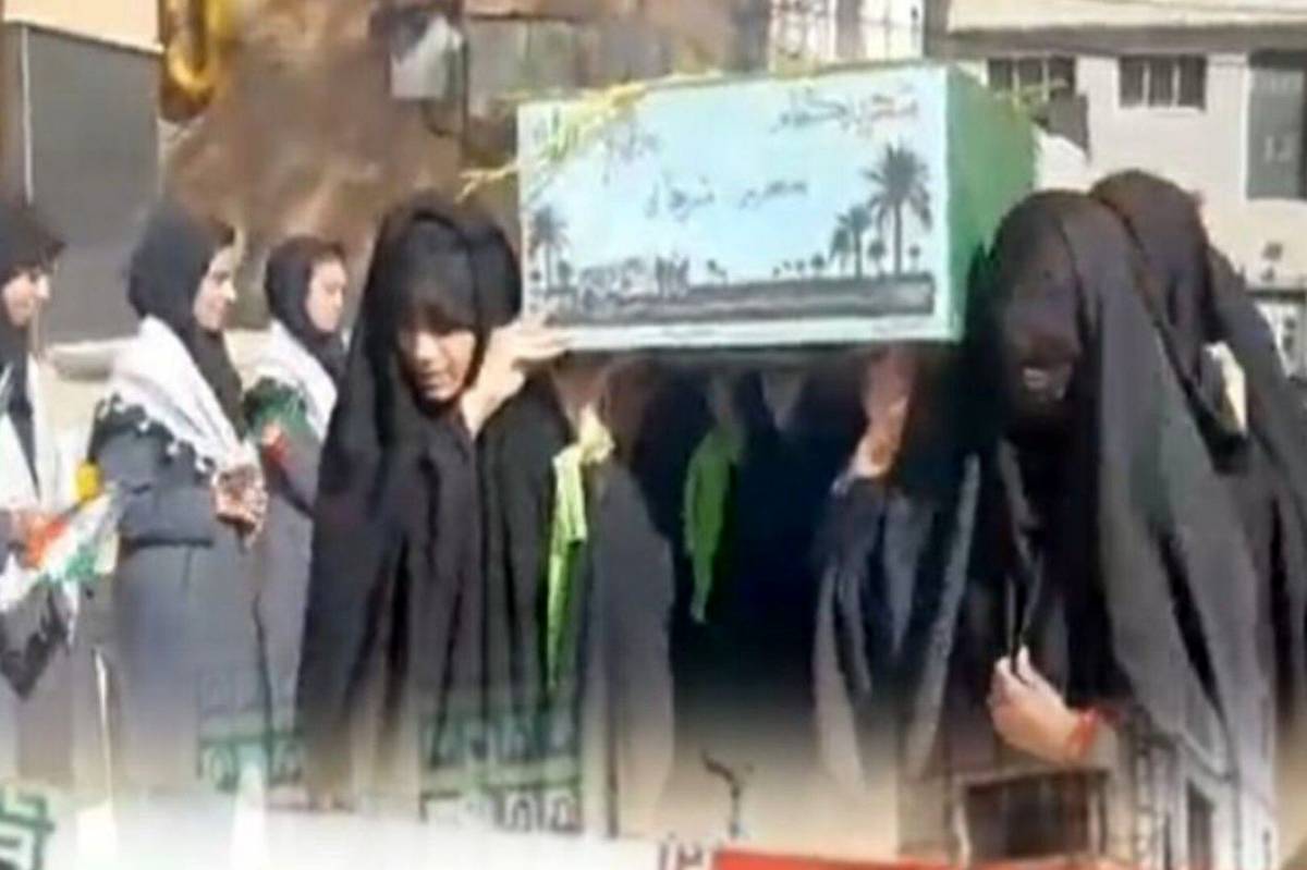 شهید گمنام به دبیرستان حجه‌فروش آمد تا فرمول جاودانگی را تدریس کند