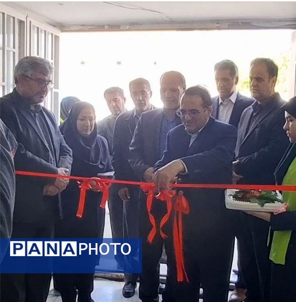 برگزاری نمایشگاه دستاورد های دانش آموزان در هنرستان حضرت فاطمه (س)  اردبیل