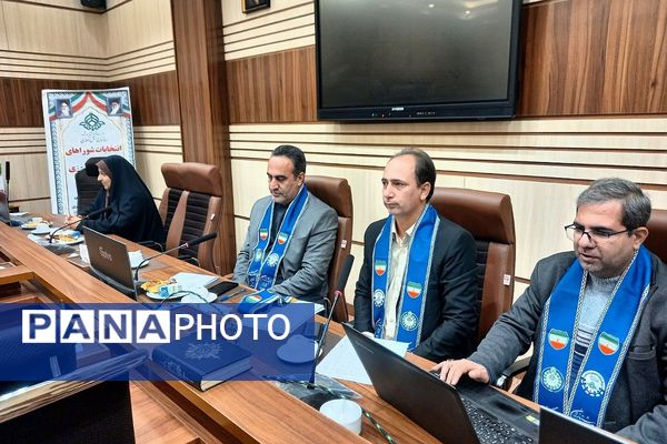 انتخابات شورای دانش آموزی منطقه‌ای با حضور معاون پرورشی و تربیت بدنی ناحیه دو شهرری 