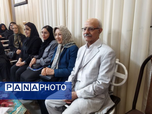 مراسم گرامیداشت و معرفی کتابهای پدر علم سم شناسی ایران در بیرجند