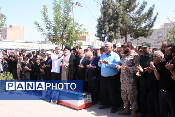 تشییعی که بهارستان را یکپارچه عزادار و مفتخر کرد