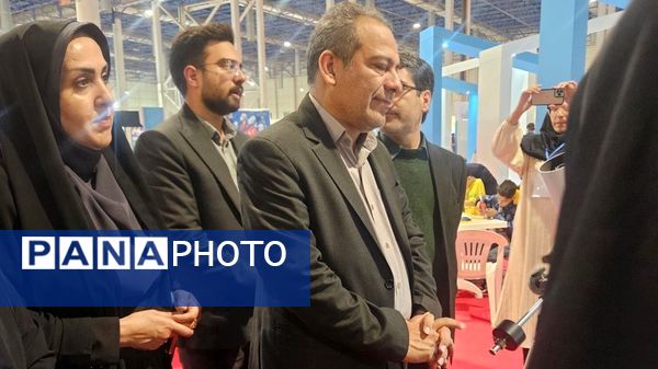 نمایشگاه هفته پژوهش و فناوری در مشهد