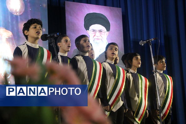 مراسم تقدیر از نخبه قرآنی دانشگاه فرهنگیان یزد 