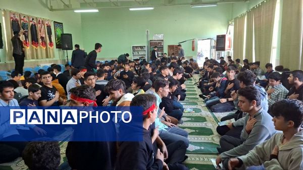 گرامیداشت شهید رمضانعلی چوبداری و تشییع شهید گمنام در دبیرستان معلم ساوجبلاغ 