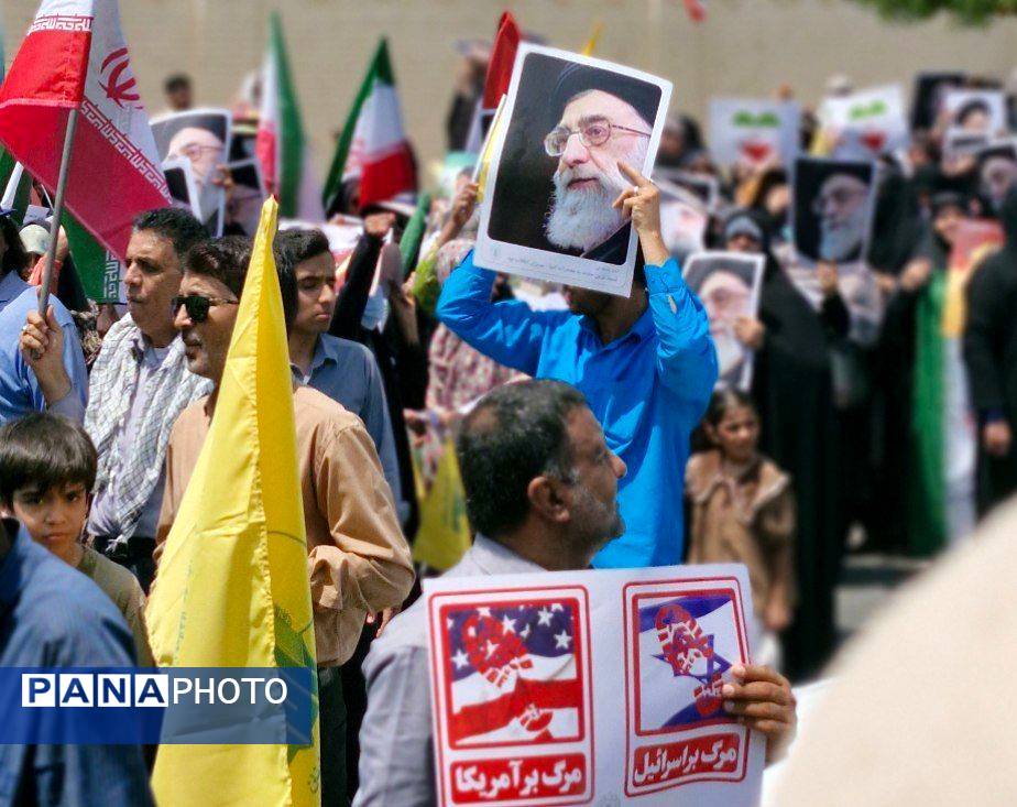 راهپیمایی خشم و نصر در بندرعباس