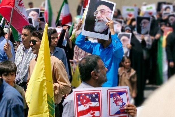 راهپیمایی خشم و نصر در بندرعباس