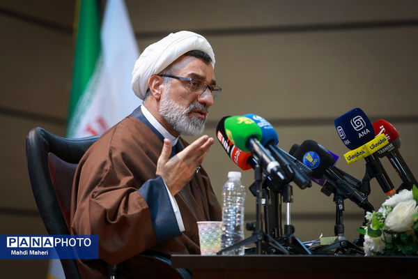 مراسم گرامیداشت روز دانشجو در پردیس شهید چمران