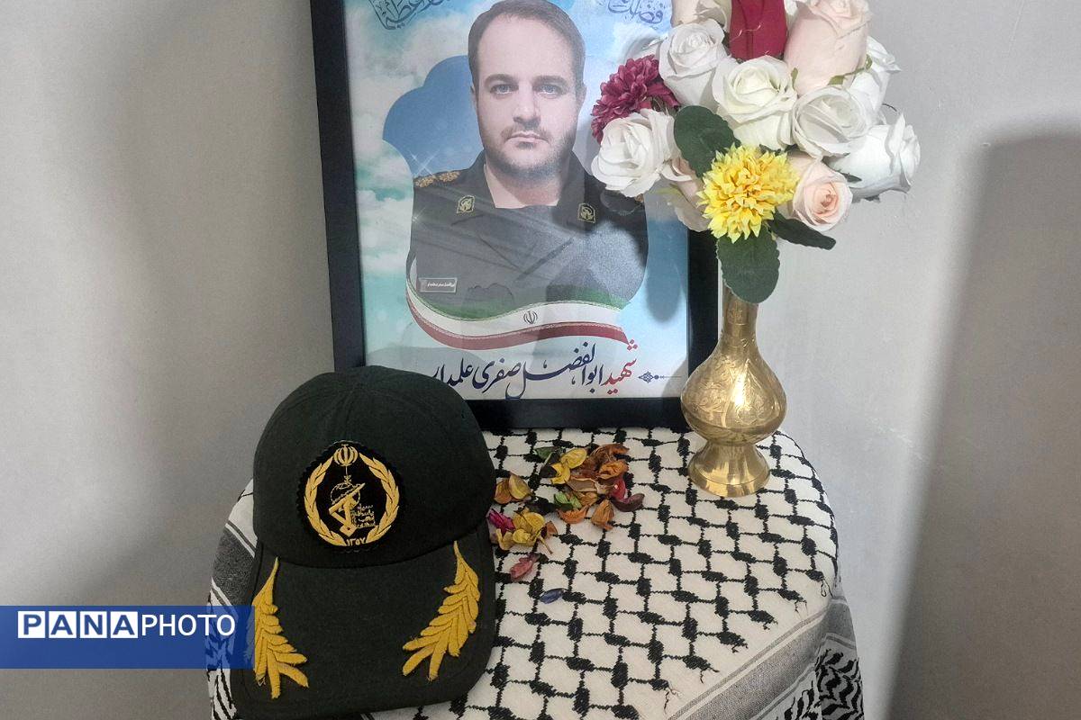 دیدار دانش آموزان فرزانگان با خانواده شهید صفری علمدار