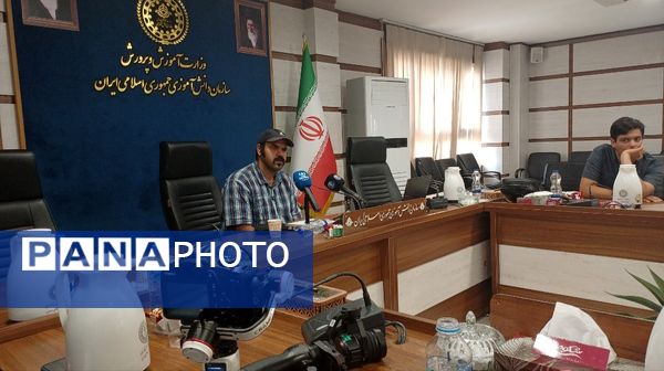 پانایی‌ها نوراوی مهر می‌شوند