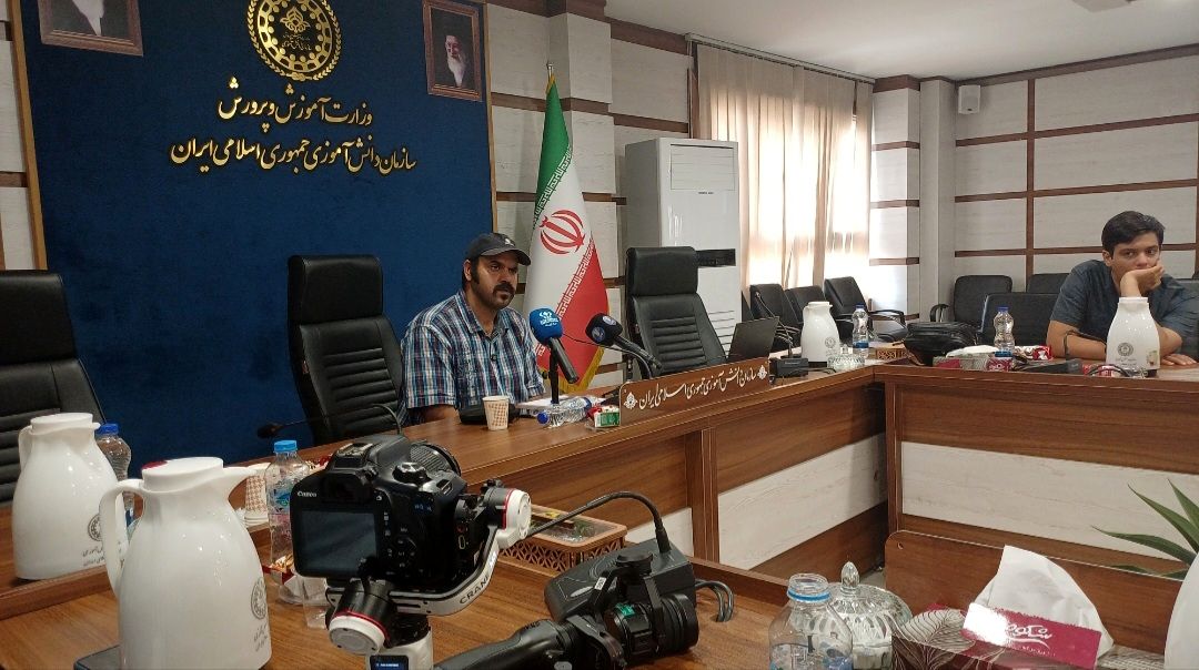 پانایی‌ها نوراوی مهر می‌شوند