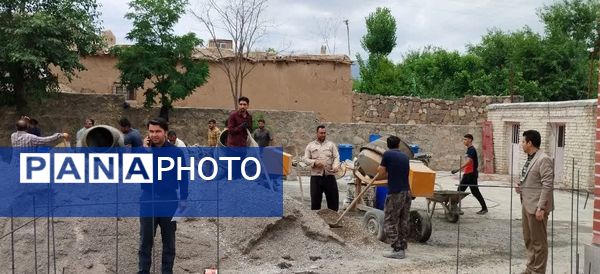 آغاز بتن‌ریزی مدرسه شهید ذوالفقاری در روستای احمد آباد