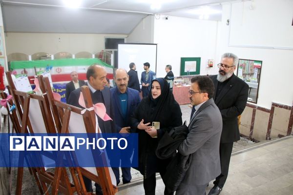 مراسم تجلیل از فعالان و مقام‌آوران عرصه پژوهش و تحقیقات ناحیه یک تبریز