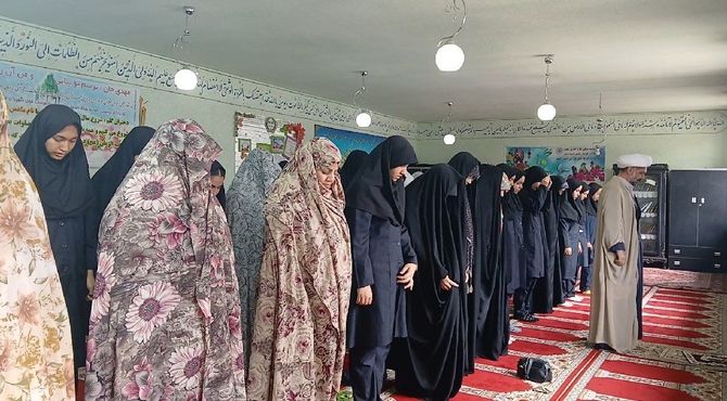 مادران، معماران فرهنگ اقامه نماز